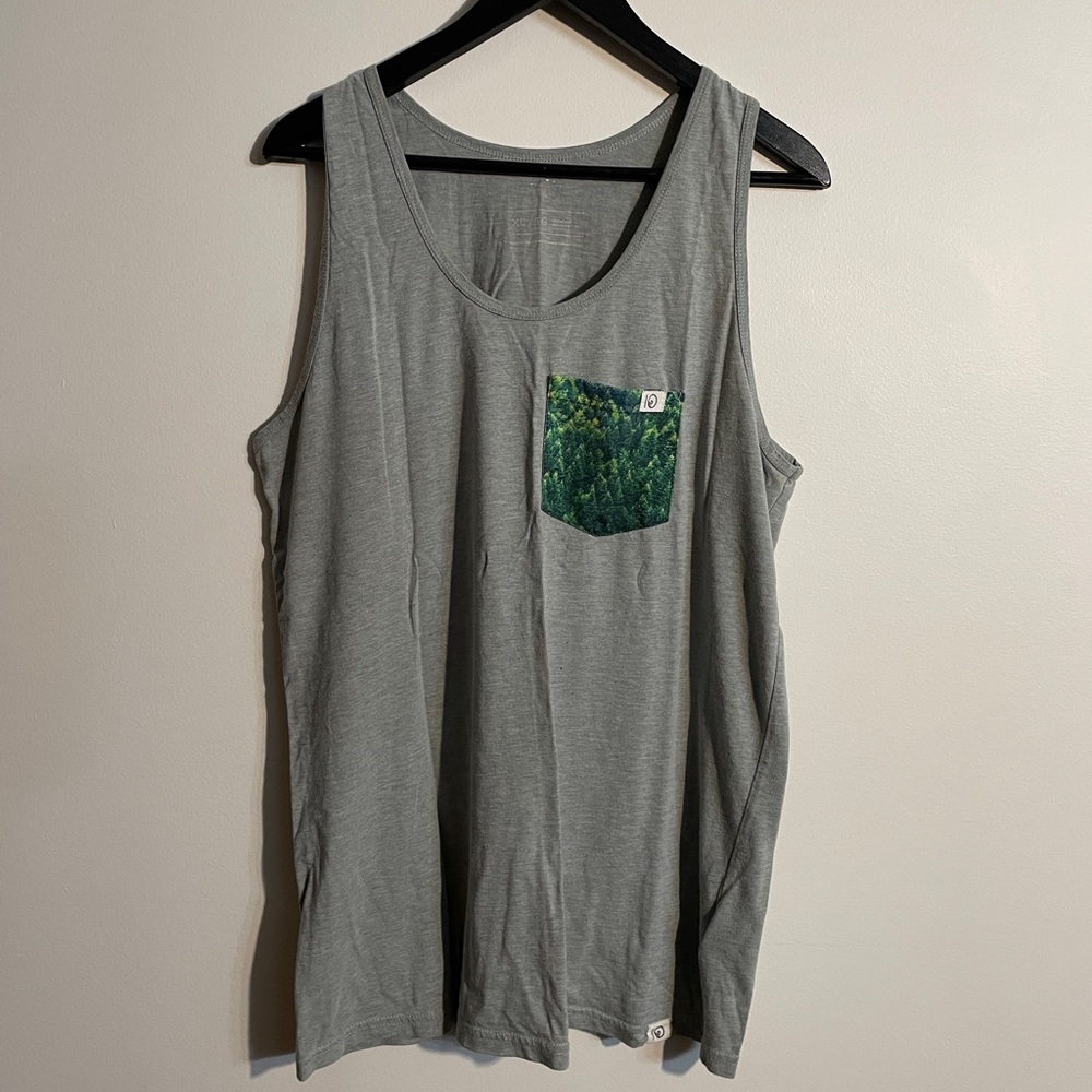 10 Trees pocket tank
